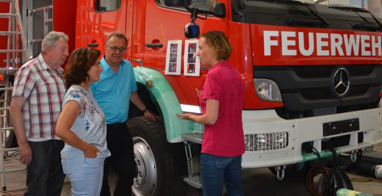 Pressemitteilung: MdL Celina und Gehring besuchen Hensel Fahrzeugbau in Waldbrunn